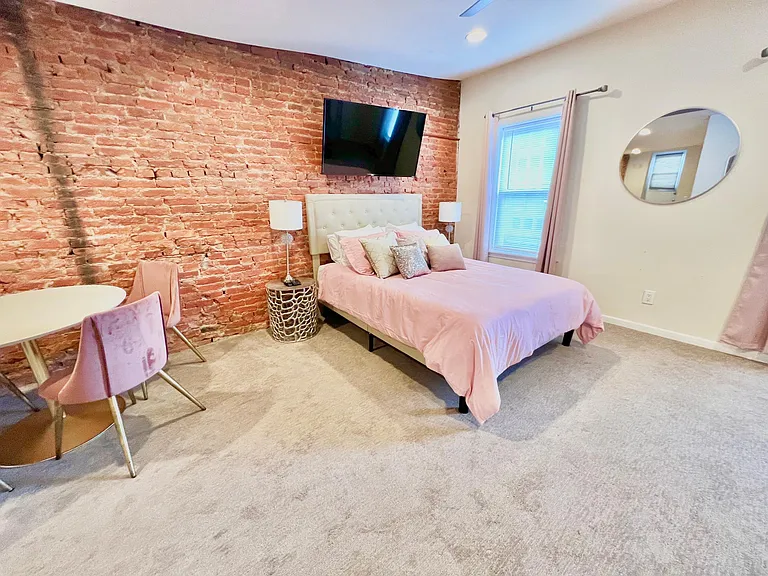 1543 Spring Garden St #2 — Photo 10