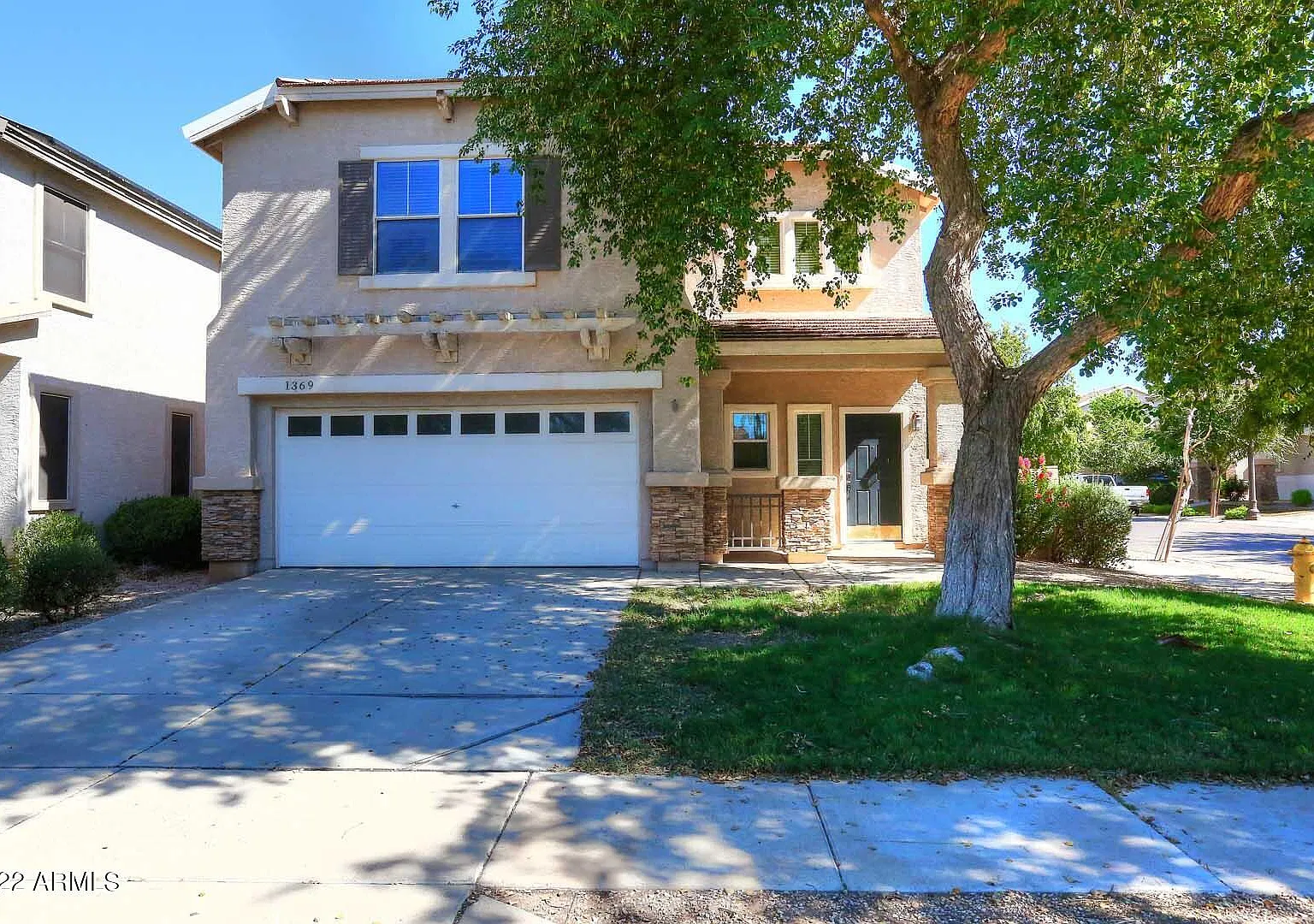 3 bed, 2.5 bath, 1533 sqft, $2,095 — Photo 1