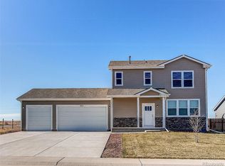 423 S 2nd Ave, Deer Trail, CO 80105