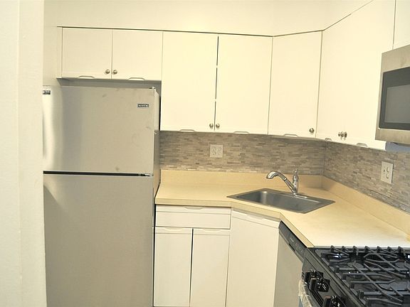 2nd image of 135-08 82nd Ave #603