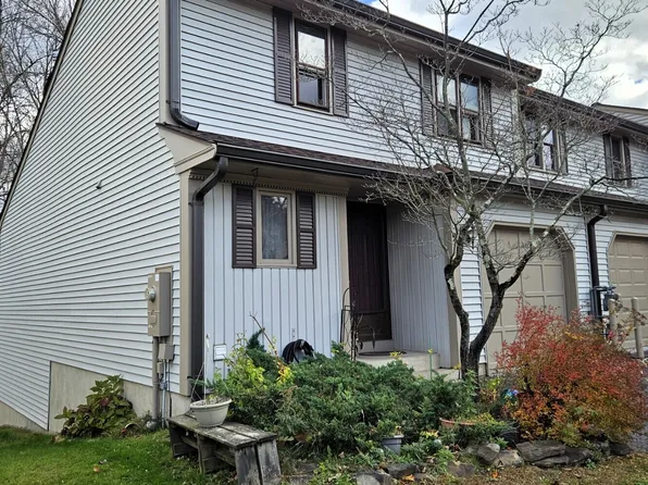 9 Tanner Crossing #9, Wethersfield, CT 06109