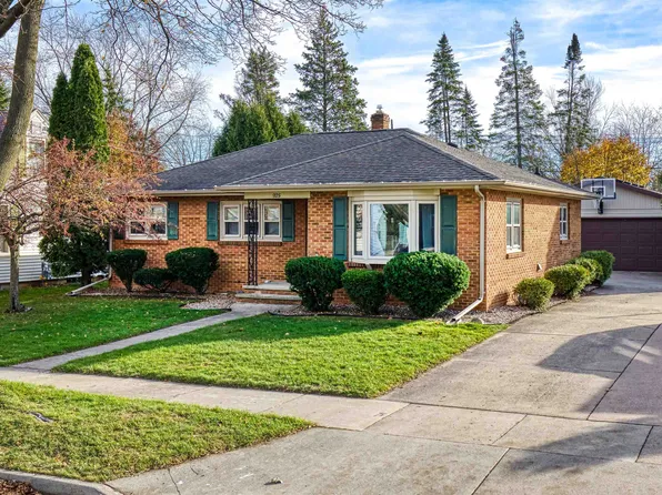 925 W Frances St, Appleton, WI 54914