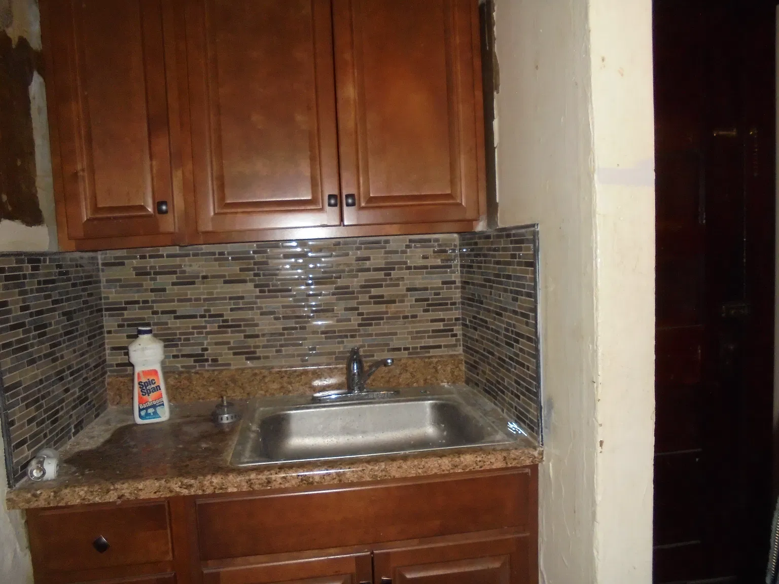 Studio, 240 sqft, $850 — Photo 2