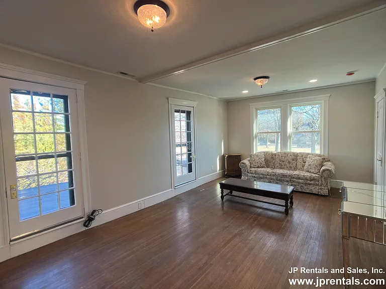 1 Arborway — Photo 15