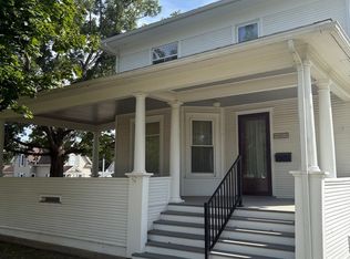 401 10th St, De Witt, IA 52742