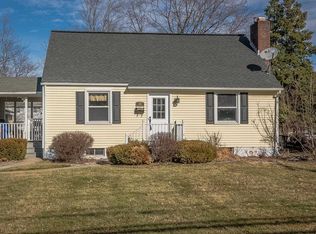 82 E Main St, Washingtonville, NY 10992
