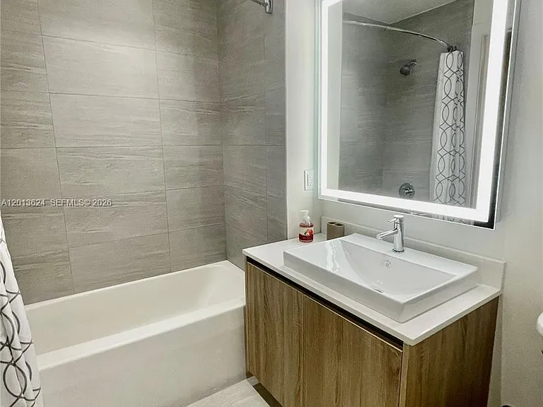 2960 NE 207th #707 — Photo 8