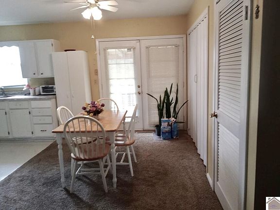 4th image of 85 Spicer Ave