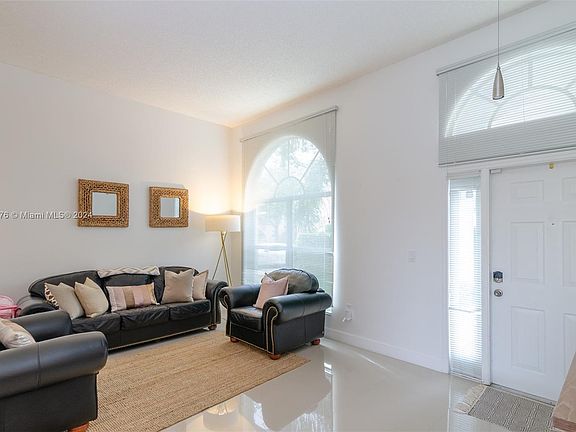 5th image of 14385 NW 15th St