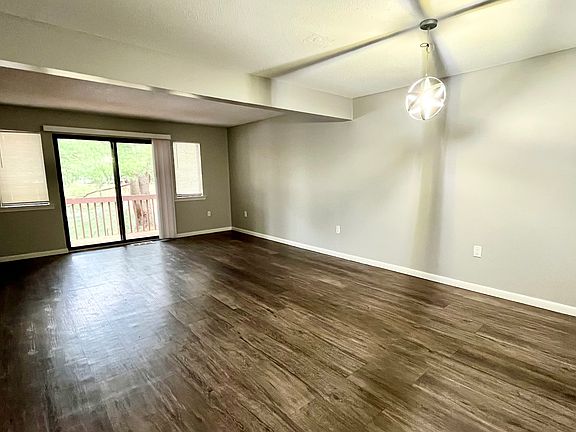 2nd image of 48 Fenwick Dr #48