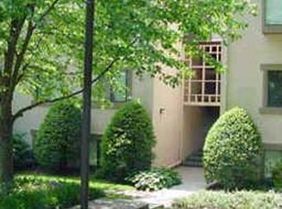 2212 Springwood Dr APT 106, Reston, VA 20191