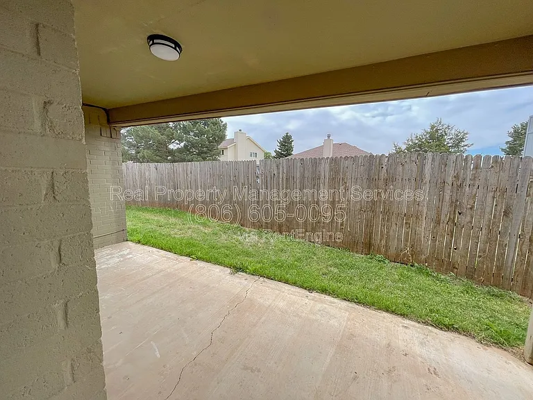 5629 Duke St — Photo 12
