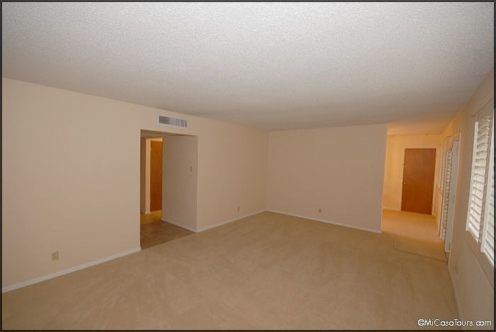1st image of 209 Mardi Gras Dr