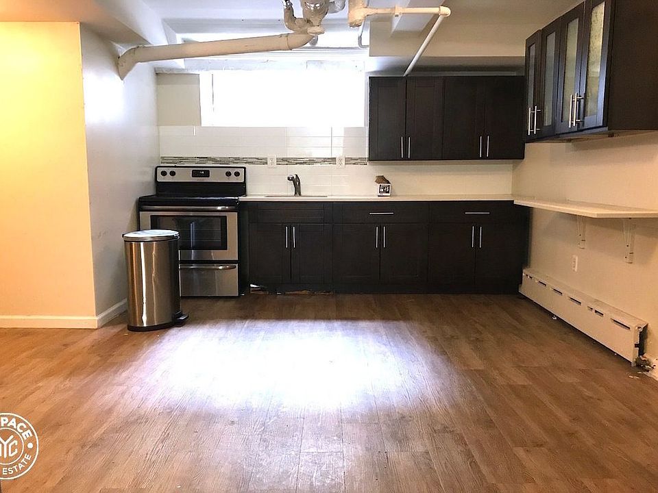 1st image of 20 Crooke Ave APT Ba