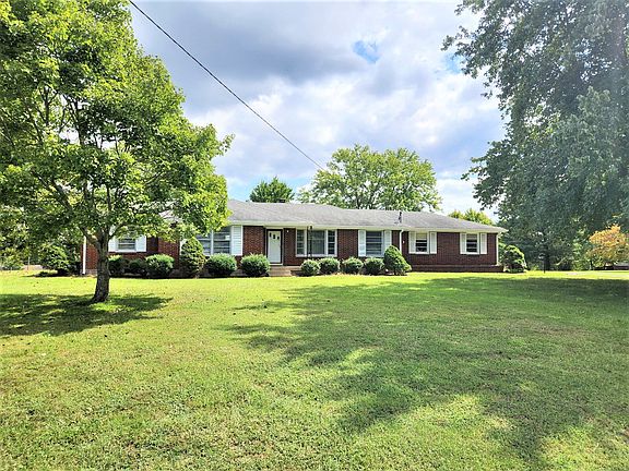2nd image of 614 Ronnie Rd