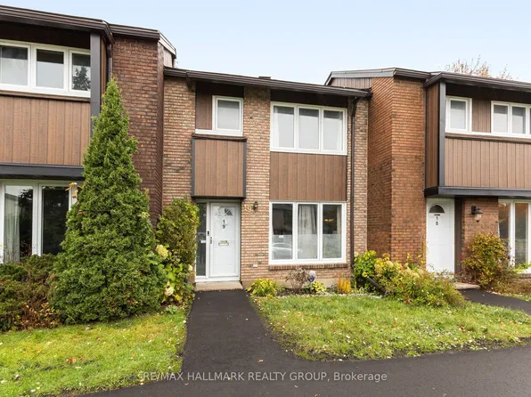 1900 Marquis Ave #19, Ottawa, ON K1J 8J2