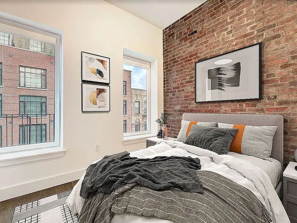 1st image of 271 E 10th St APT 11