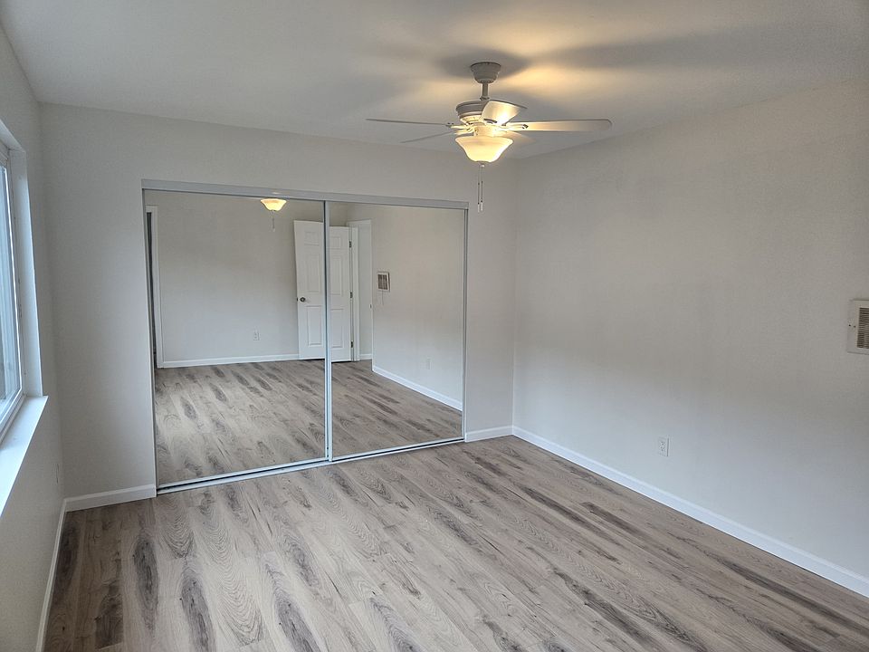 2nd image of 830 E Washington Ave #G