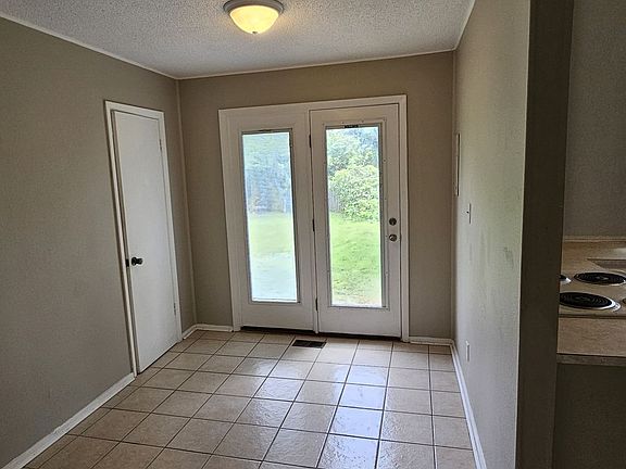 3rd image of 1120 N 26th St