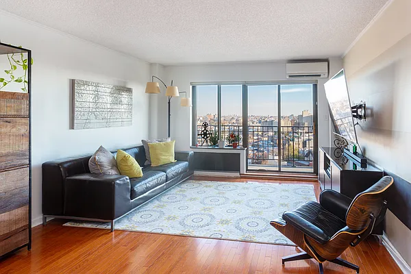 Sold by Compass | media 1