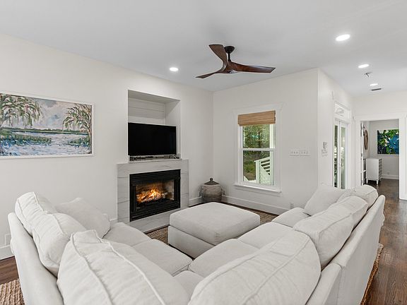 5th image of 69 Blue Wave Dr