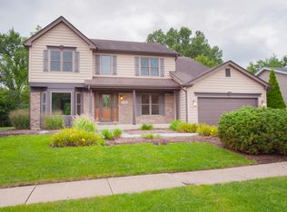 2705 Colonial Dr, Elgin, IL 60124