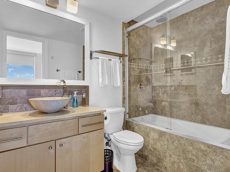3554 Ocean Dr #1102 — Photo 16