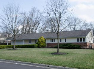 2495 Farleigh Rd, Columbus, OH 43221