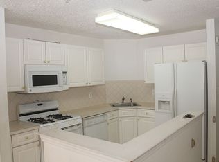 82 Prestwick Way, Edison, NJ 08820