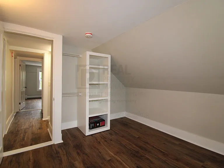 23 High St — Photo 16