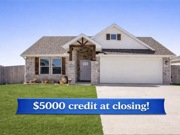 637 Lewis St, Pea Ridge, AR 72751