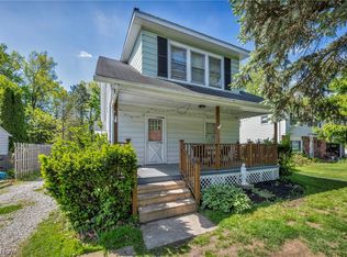 38358 Poplar Dr, Willoughby, OH 44094