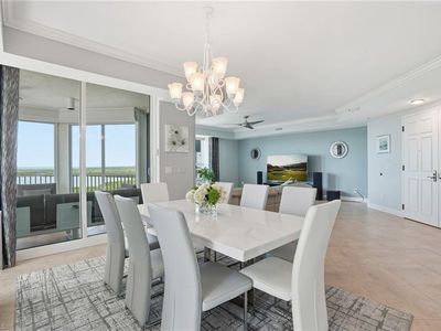 285 Grande WAY #801, Naples, FL, 34110