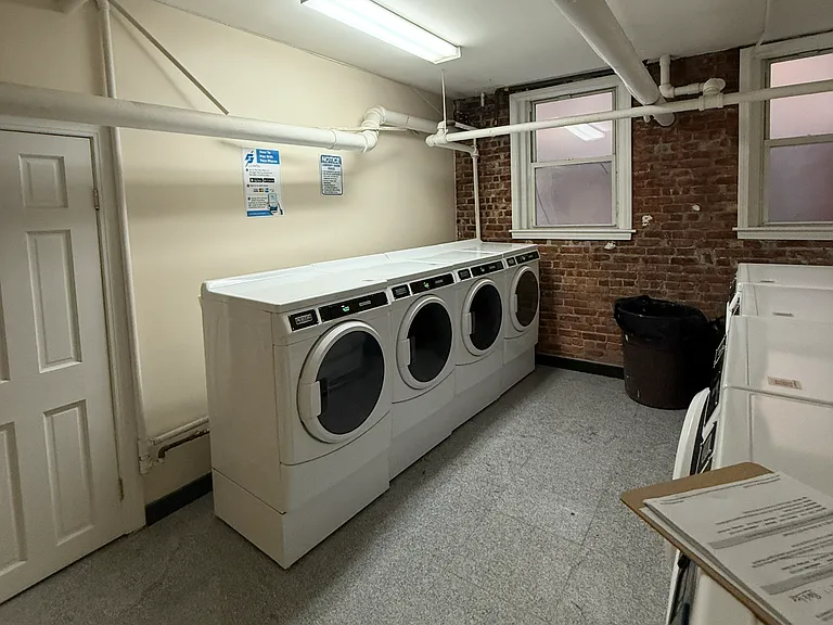 137 Peterborough St #30 — Photo 11
