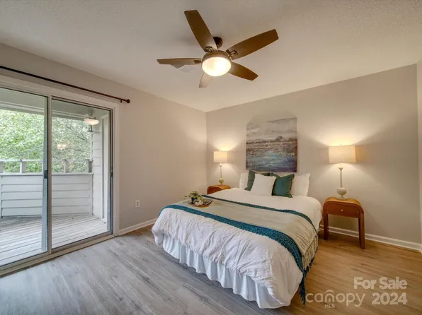2557 Stockbridge Dr APT C, Charlotte, NC 28210