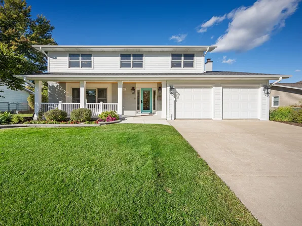 742 Ridgeview St, Downers Grove, IL 60516