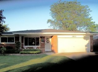 28832 Sylvan Ave, Warren, MI