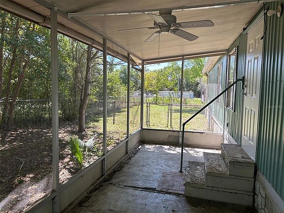 4th image of 3010 SW 89th Pl