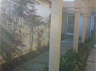 40 Oak Tree Ln, Irvine, CA 92612