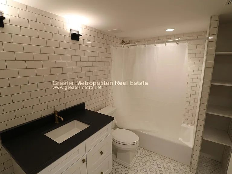 282 North St #6 — Photo 6
