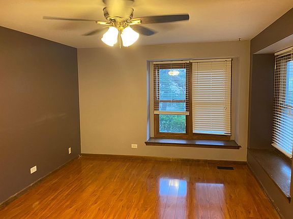 3rd image of 1893 Fox Run Dr Unit A