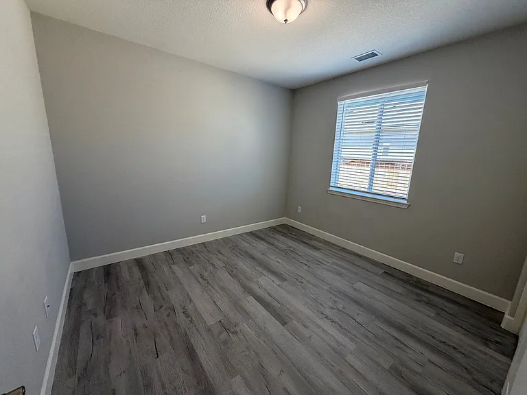 7285 Overture Dr — Photo 4