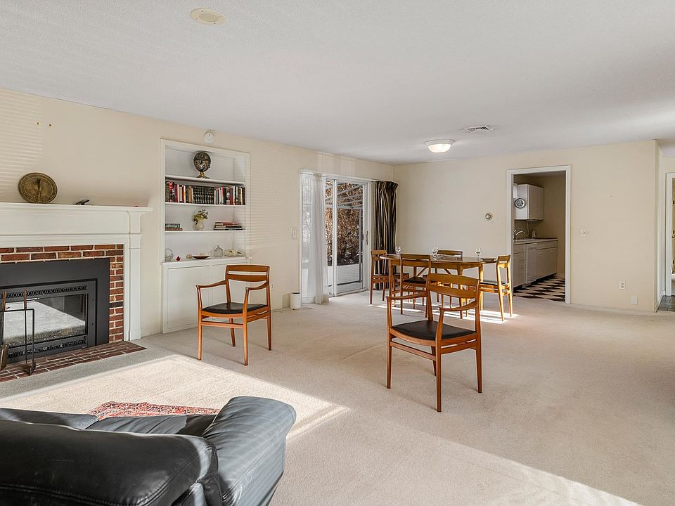 36 Hilltop Place, New London, NH 03257 Zillow