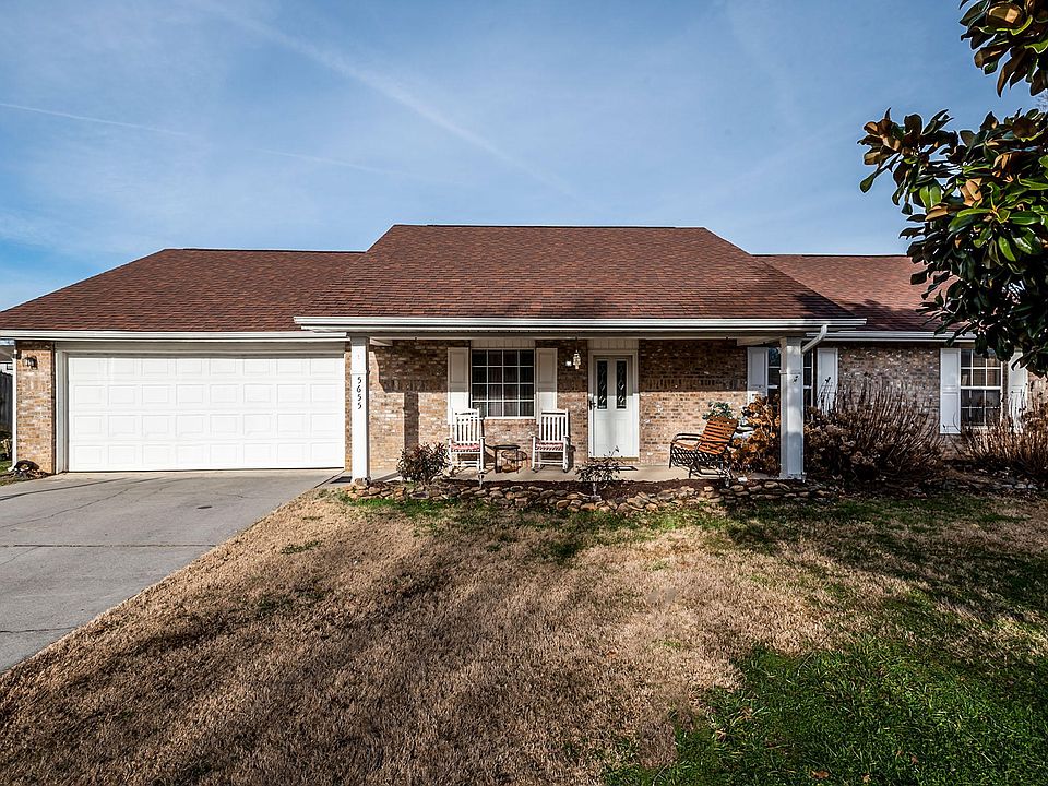 1st image of 5655 Brandon Park Dr