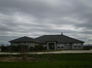 26040 Jacktone Rd, Galt, CA 95632