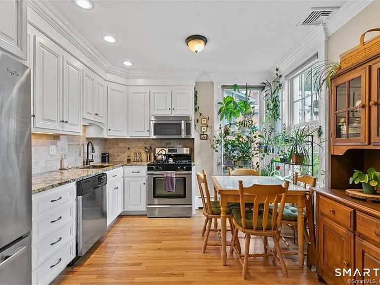 7 Wooster Pl #2 — Photo 9