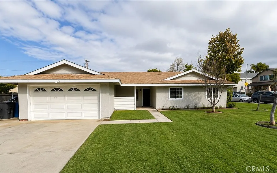 8609 Marlene St