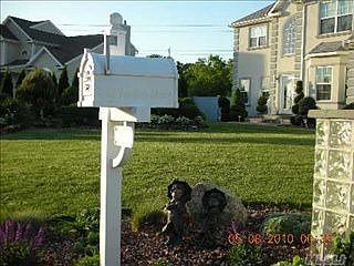 3rd image of 33 Jordan Dr