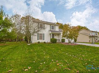 7029 Goldleaf Dr, Holland, OH 43528