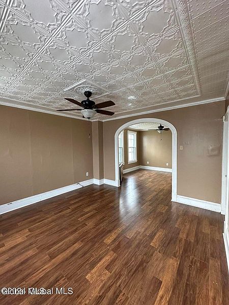 3rd image of 41 Paine Street